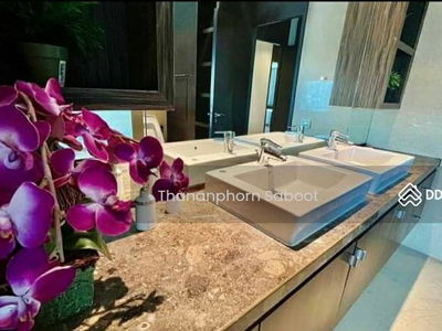 Royal Residence Park, Bangkok, Thailand Royal Residence Park, Bangkok, Thailand