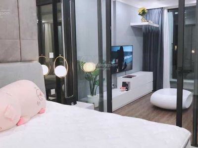 Sunshine Garden, Vietnam  Sunshine Garden, Vietnam