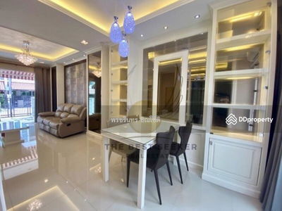 Baan Klang Muang Sathorn - Taksin2, Bangkok, Thailand Baan Klang Muang Sathorn - Taksin2, Bangkok, Thailand