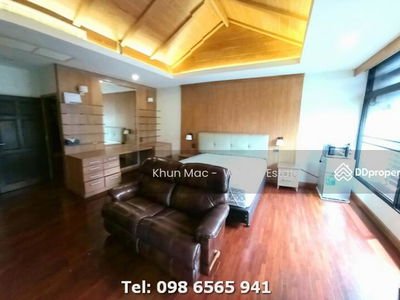 Town House, Bangkok, Thailand Town House, Bangkok, Thailand