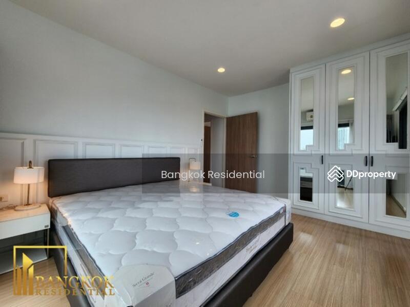 Renova Residence Chidlom condominium, Bangkok, Thailand Renova Residence Chidlom condominium, Bangkok, Thailand