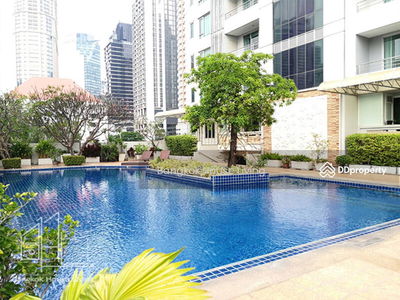 Queen's Park View, Bangkok, Thailand Queen's Park View, Bangkok, Thailand