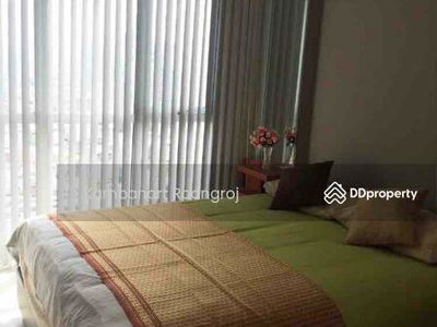 Rhythm Sathorn-Narathiwas, Bangkok, Thailand Rhythm Sathorn-Narathiwas, Bangkok, Thailand