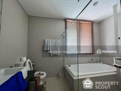 Proud Villa Sathorn-Charoenrat, Bangkok, Thailand Proud Villa Sathorn-Charoenrat, Bangkok, Thailand