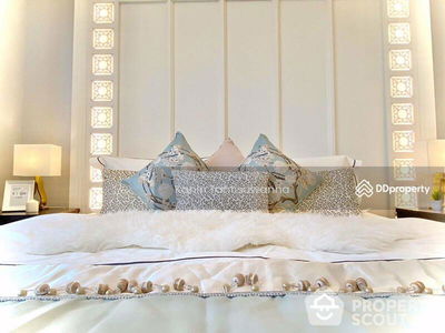 Park Origin Phrom Phong, Bangkok, Thailand Park Origin Phrom Phong, Bangkok, Thailand