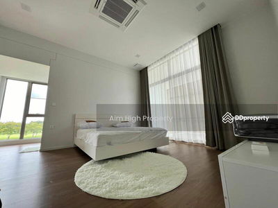 VIVE Rama 9, Bangkok, Thailand VIVE Rama 9, Bangkok, Thailand