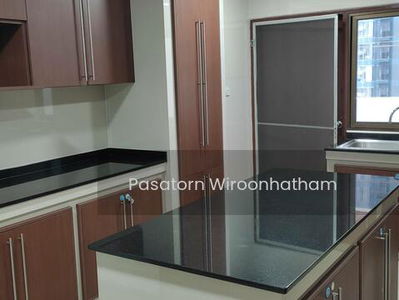 Govind Tower, Bangkok, Thailand Govind Tower, Bangkok, Thailand