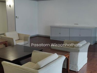 Govind Tower, Bangkok, Thailand Govind Tower, Bangkok, Thailand