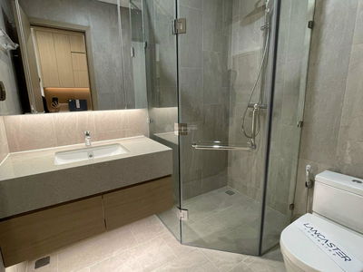 Lancaster Luminaire, Vietnam  Lancaster Luminaire, Vietnam