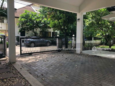 Noble House Ruamrudee, Bangkok, Thailand Noble House Ruamrudee, Bangkok, Thailand