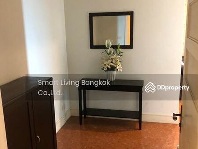 AGUSTON Sukhumvit 22, Bangkok, Thailand AGUSTON Sukhumvit 22, Bangkok, Thailand