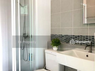 Dbura Prannok, Bangkok, Thailand Dbura Prannok, Bangkok, Thailand