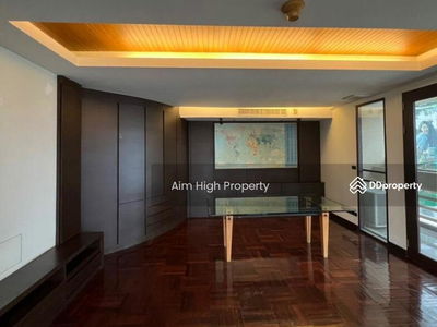 City Lakes Tower, Bangkok, Thailand City Lakes Tower, Bangkok, Thailand