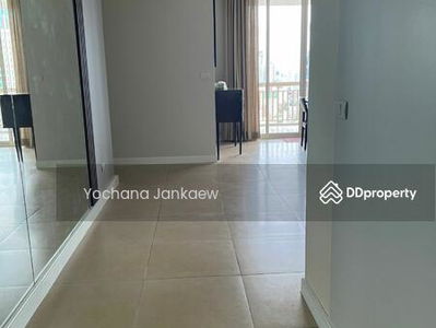 Manhattan Chidlom, Bangkok, Thailand Manhattan Chidlom, Bangkok, Thailand