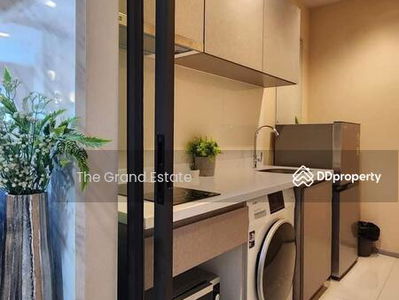 Life Asoke-Rama 9, Bangkok, Thailand Life Asoke-Rama 9, Bangkok, Thailand