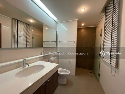 10110, Bangkok, Thailand 10110, Bangkok, Thailand