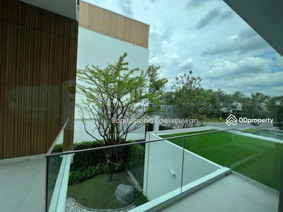 VIVE Rama 9, Bangkok, Thailand VIVE Rama 9, Bangkok, Thailand