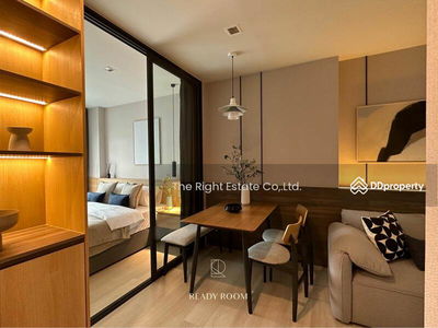 Life One Wireless, Bangkok, Thailand Life One Wireless, Bangkok, Thailand