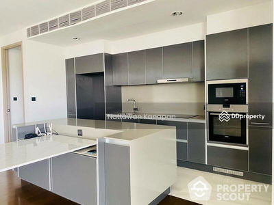 Issara Collection Sathorn, Bangkok, Thailand Issara Collection Sathorn, Bangkok, Thailand