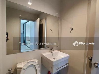 Life Sukhumvit 48, Bangkok, Thailand Life Sukhumvit 48, Bangkok, Thailand