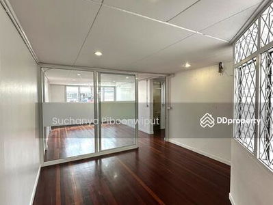 Townhouse For Rent Ekamai 12 Open Shop | Showroom | Cafe | Nail Salon, Bangkok, Thailand Townhouse For Rent Ekamai 12 Open Shop | Showroom | Cafe | Nail Salon, Bangkok, Thailand