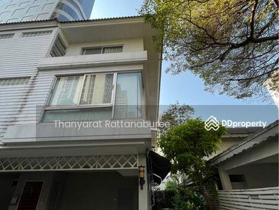 House for rent near BTS Phromphong, Bangkok, Thailand House for rent near BTS Phromphong, Bangkok, Thailand