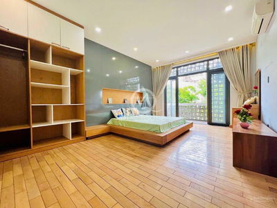 Le Van Sy Street, Vietnam Le Van Sy Street, Vietnam