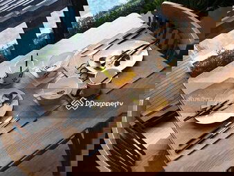 The Line Phahon-Pradipat, Bangkok, Thailand The Line Phahon-Pradipat, Bangkok, Thailand