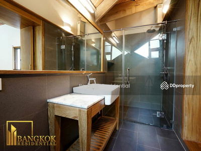 House in Compound, Bangkok, Thailand House in Compound, Bangkok, Thailand