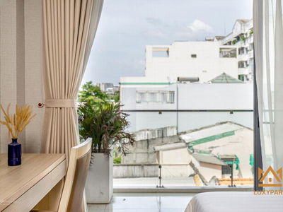 Bach Dang Street, Vietnam Bach Dang Street, Vietnam