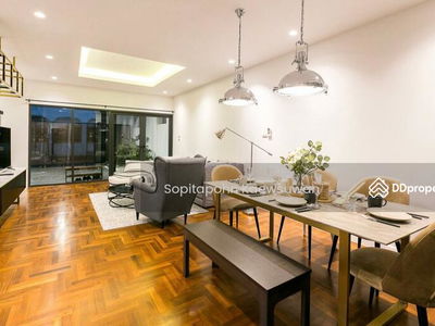 10110, Bangkok, Thailand 10110, Bangkok, Thailand