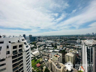 The Lumpini 24, Bangkok, Thailand The Lumpini 24, Bangkok, Thailand