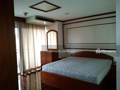 Richmond Palace, Bangkok, Thailand Richmond Palace, Bangkok, Thailand