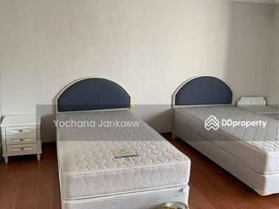 Regent on The Park 2, Bangkok, Thailand Regent on The Park 2, Bangkok, Thailand