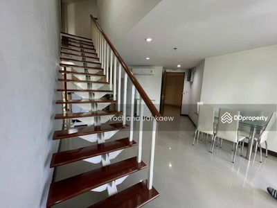 P.W.T. Mansion, Bangkok, Thailand P.W.T. Mansion, Bangkok, Thailand