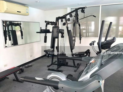 P.W.T. Mansion, Bangkok, Thailand P.W.T. Mansion, Bangkok, Thailand