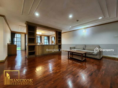 Supha Maison, Bangkok, Thailand Supha Maison, Bangkok, Thailand