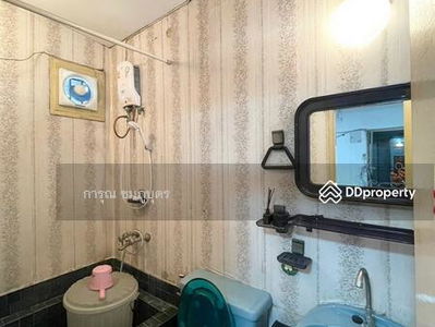 Lat Phrao 64, Intersection 7, Bangkok, Thailand Lat Phrao 64, Intersection 7, Bangkok, Thailand