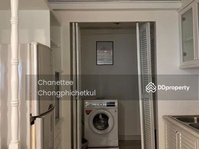 Sukhumvit House, Bangkok, Thailand Sukhumvit House, Bangkok, Thailand