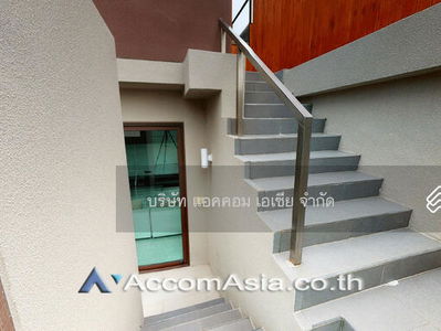 Baan Lux Sathorn, Bangkok, Thailand Baan Lux Sathorn, Bangkok, Thailand