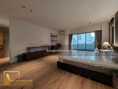 33 Tower, Bangkok, Thailand 33 Tower, Bangkok, Thailand