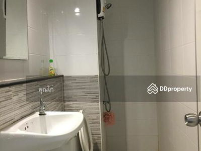 Popular condominium, Nonthaburi, Thailand Popular condominium, Nonthaburi, Thailand