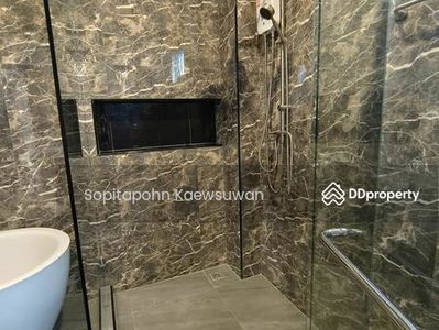 10110, Bangkok, Thailand 10110, Bangkok, Thailand