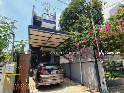 Detached House, Bangkok, Thailand Detached House, Bangkok, Thailand