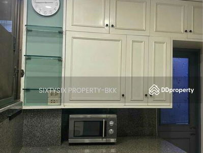 The Edge Sukhumvit 23, Bangkok, Thailand The Edge Sukhumvit 23, Bangkok, Thailand