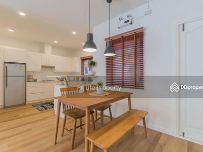 Logement dans Ban Ratsada, Thailand Logement dans Ban Ratsada, Thailand