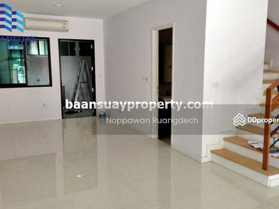 For rent, 4-story townhome, Sathu Pradit Road. Near Central Rama 3, Bangkok, Thailand For rent, 4-story townhome, Sathu Pradit Road. Near Central Rama 3, Bangkok, Thailand
