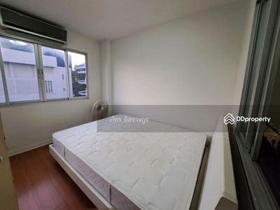 Lumpini Condo Town Bodindecha Ramkhamhaeng, Bangkok, Thailand Lumpini Condo Town Bodindecha Ramkhamhaeng, Bangkok, Thailand