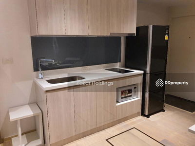 Runesu Thonglor 5, Bangkok, Thailand Runesu Thonglor 5, Bangkok, Thailand