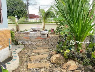 Housing in Ban Ratsada, Thailand Housing in Ban Ratsada, Thailand